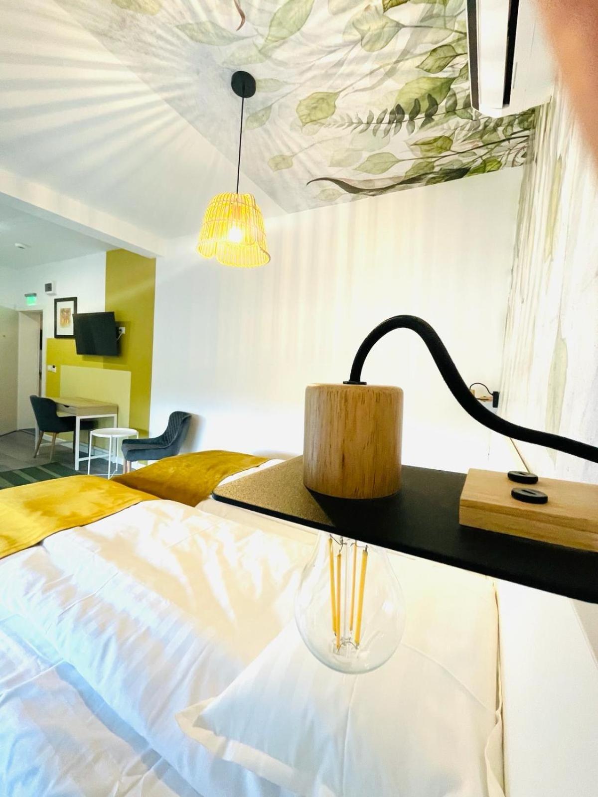 Motel Azur Calnic Zewnętrze zdjęcie