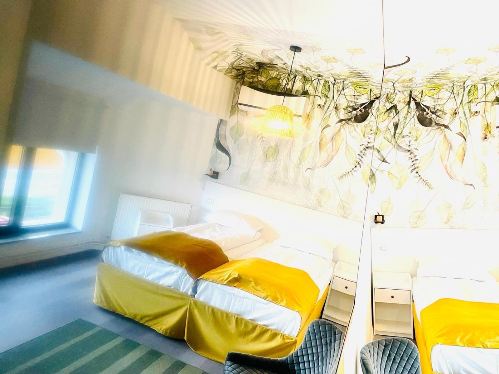 Motel Azur Calnic Zewnętrze zdjęcie